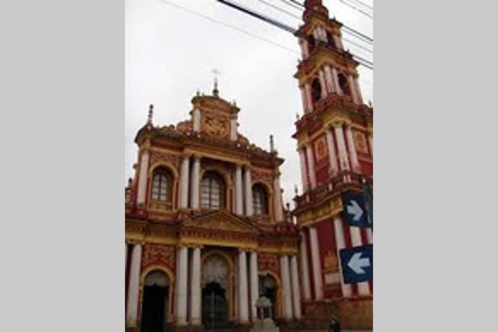 Casa Colonial En Salta Nueva Y Antigua Daire Dış mekan fotoğraf